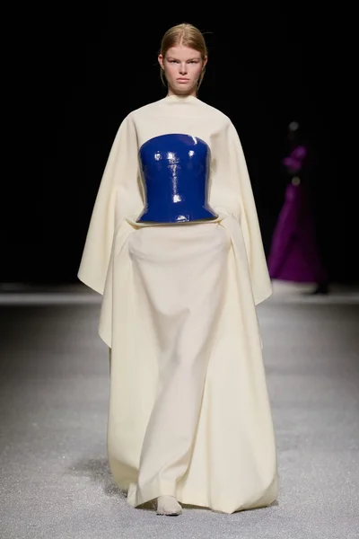 Look 51